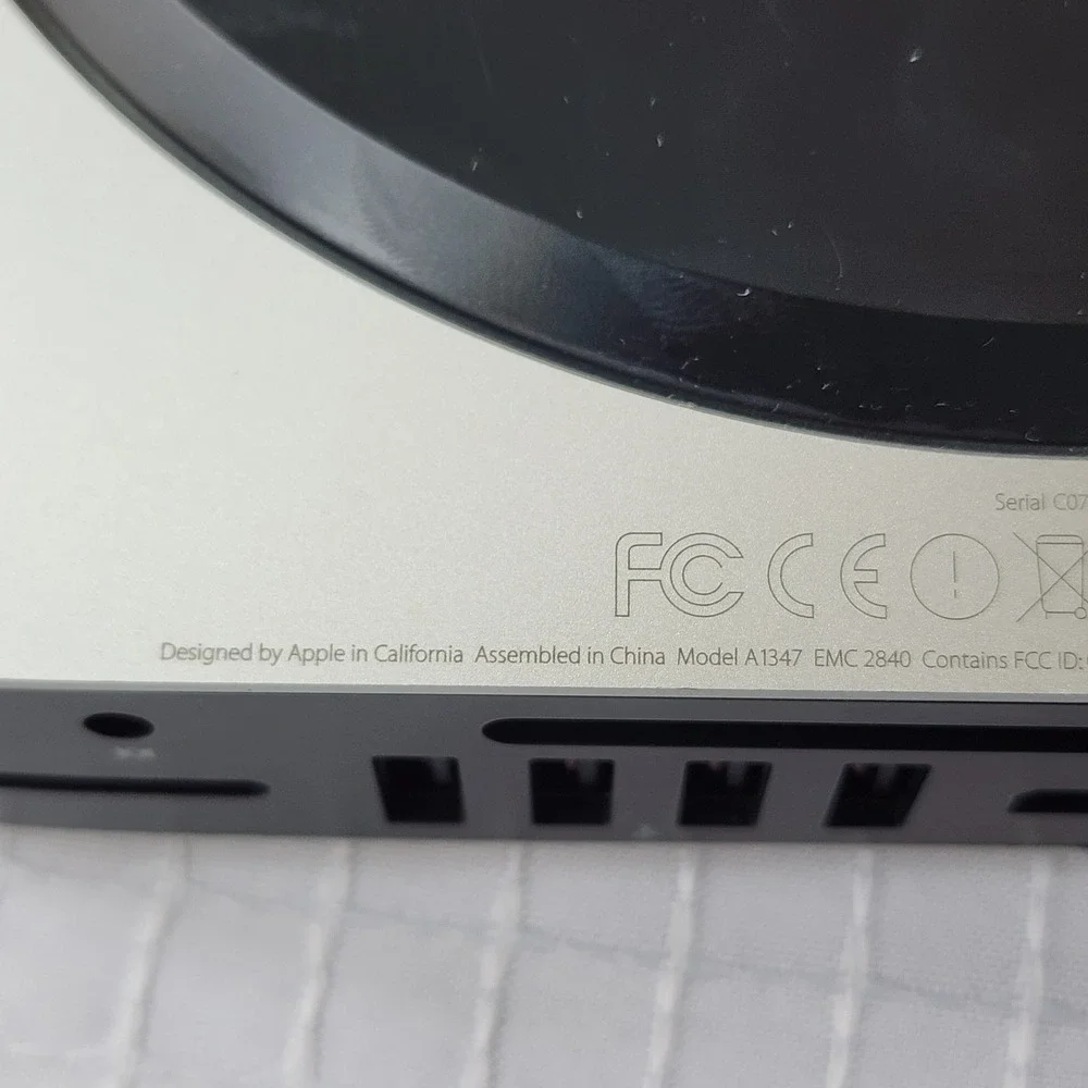Apple Mac Mini A1347 Late 2014 EMC 2840 Powers on Locked For Parts‎ and Repair